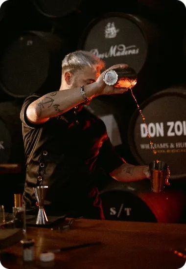 Master Cocktail 11 paso 2, Bodegas Williams & Humbert